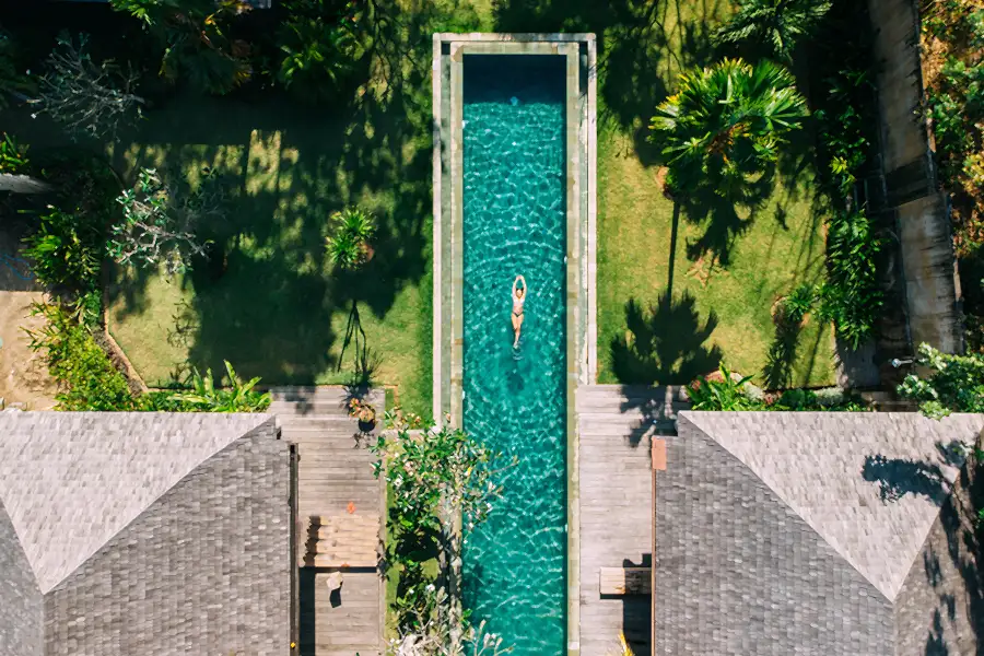 Modern Luxury Pools